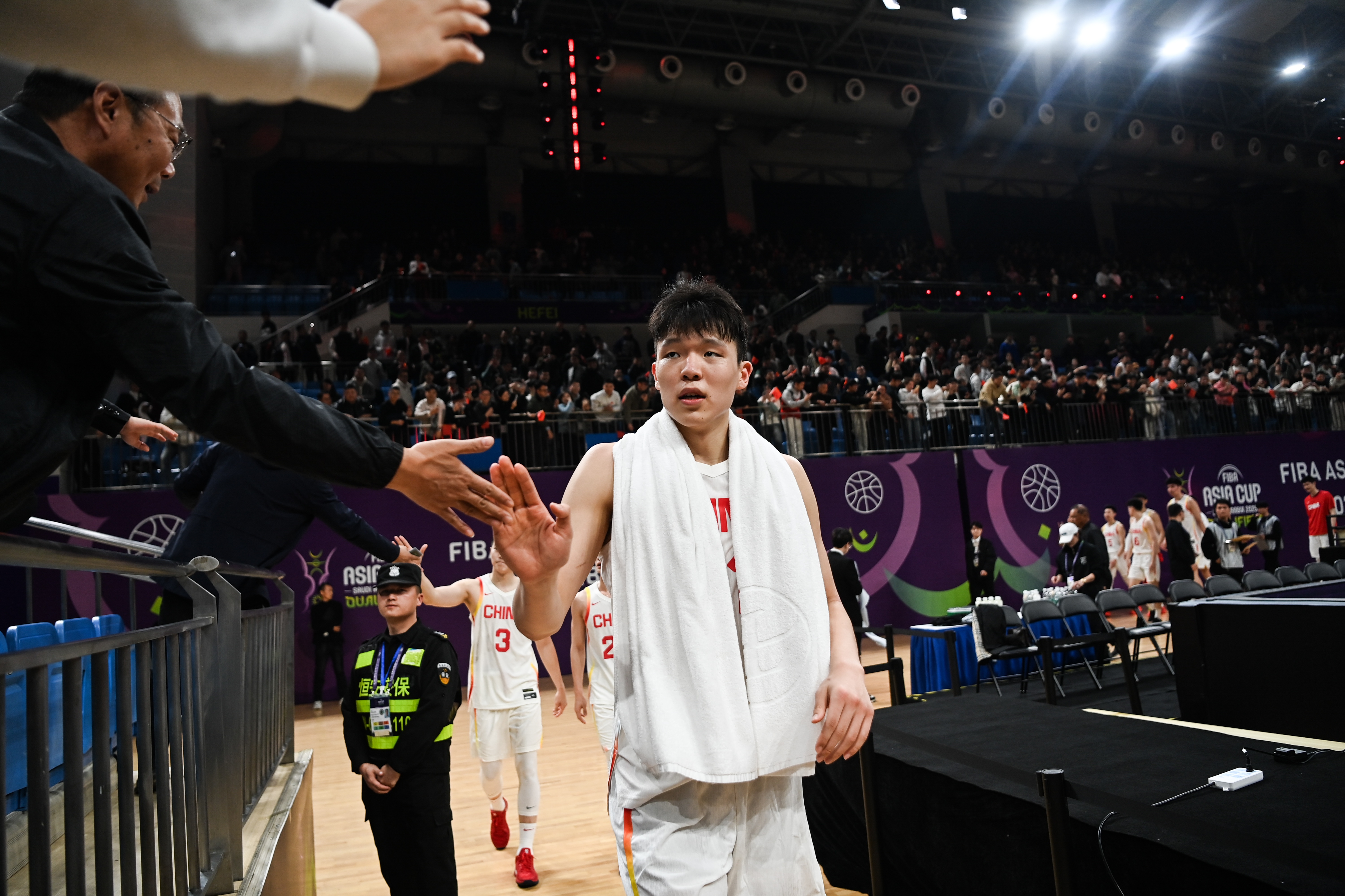 九游j9官网-夏联结束后有什么计划？杨瀚森：先打好最后几场 走一步看一步