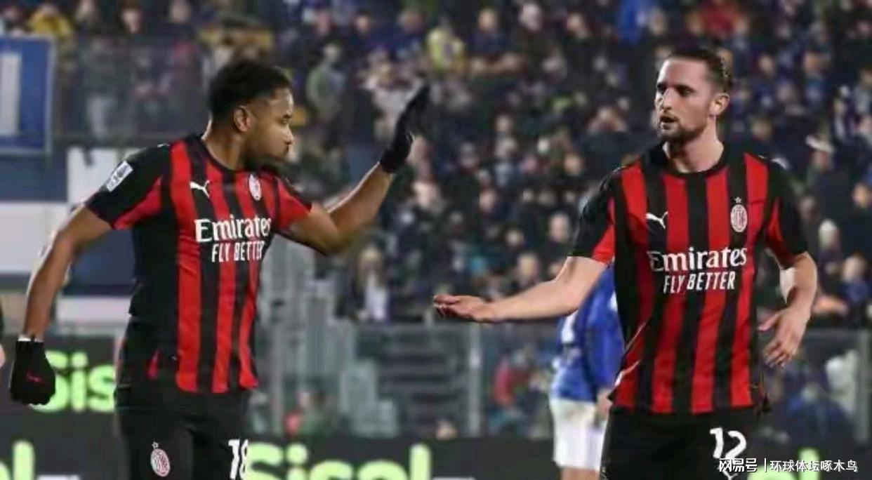 APP下载-红黑军团逆转奏凯：拉比奥传射建功 AC米兰客场3-1力擒科莫