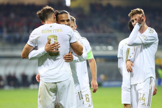 九游网站入口官网-拜仁轻松取胜锁定出线 糟心的下半场却又暴露隐忧